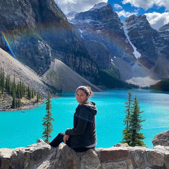 Meet your Posher, Nadia - Picture 1 of 1